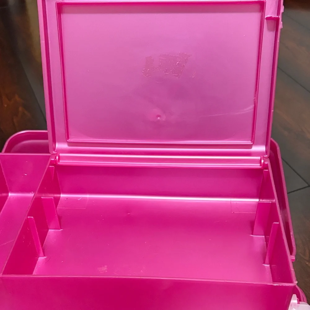 Caboodles Bright Pink Cosmetic Case with Multicolored Polka Snap